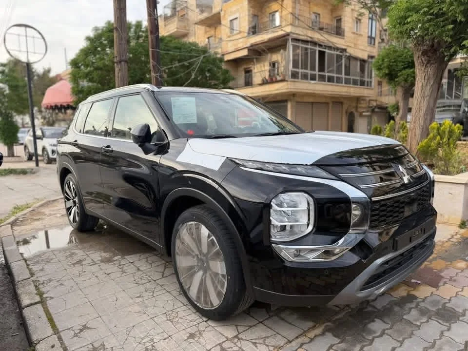 Mitsubishi Outlander - حلب