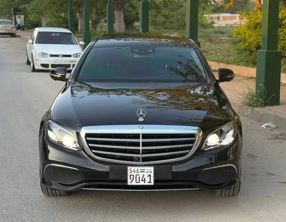 Mercedes Benz E300 - حلب
