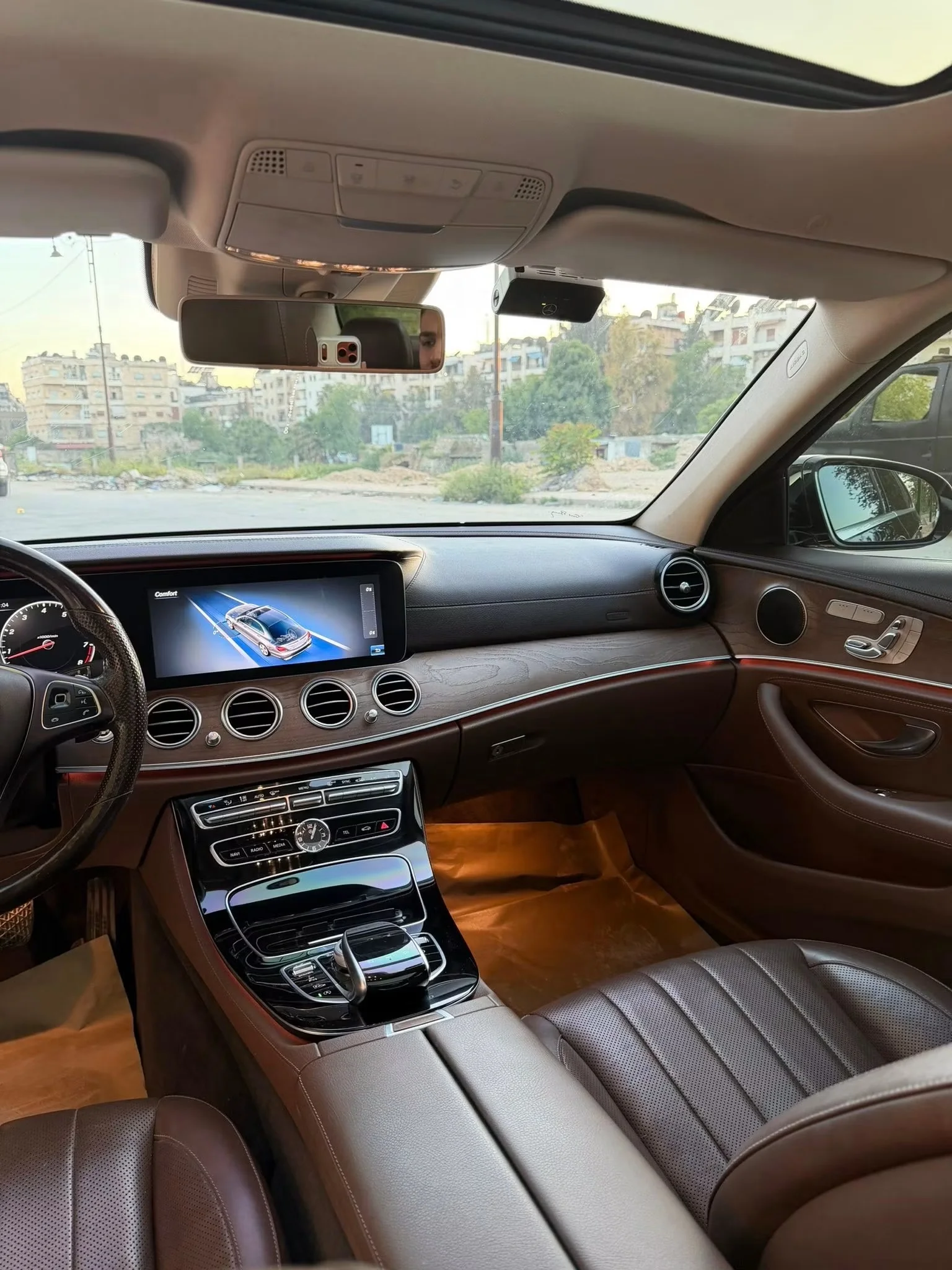 Mercedes Benz E300 - حلب - صورة 4