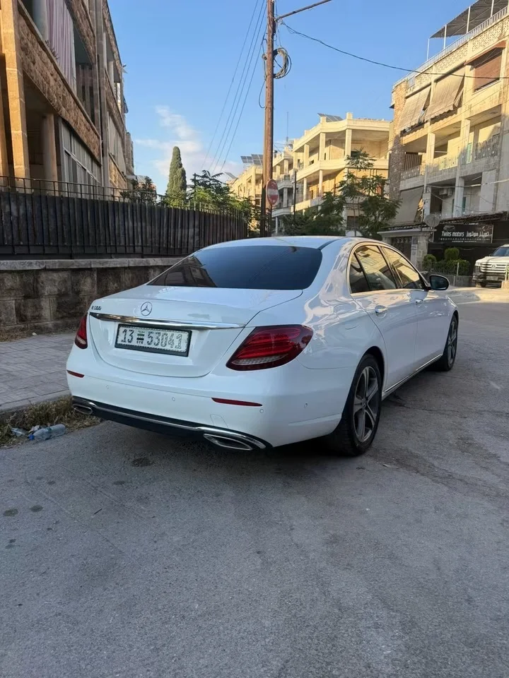 Mercedes benZ E300 - حلب - صورة 3