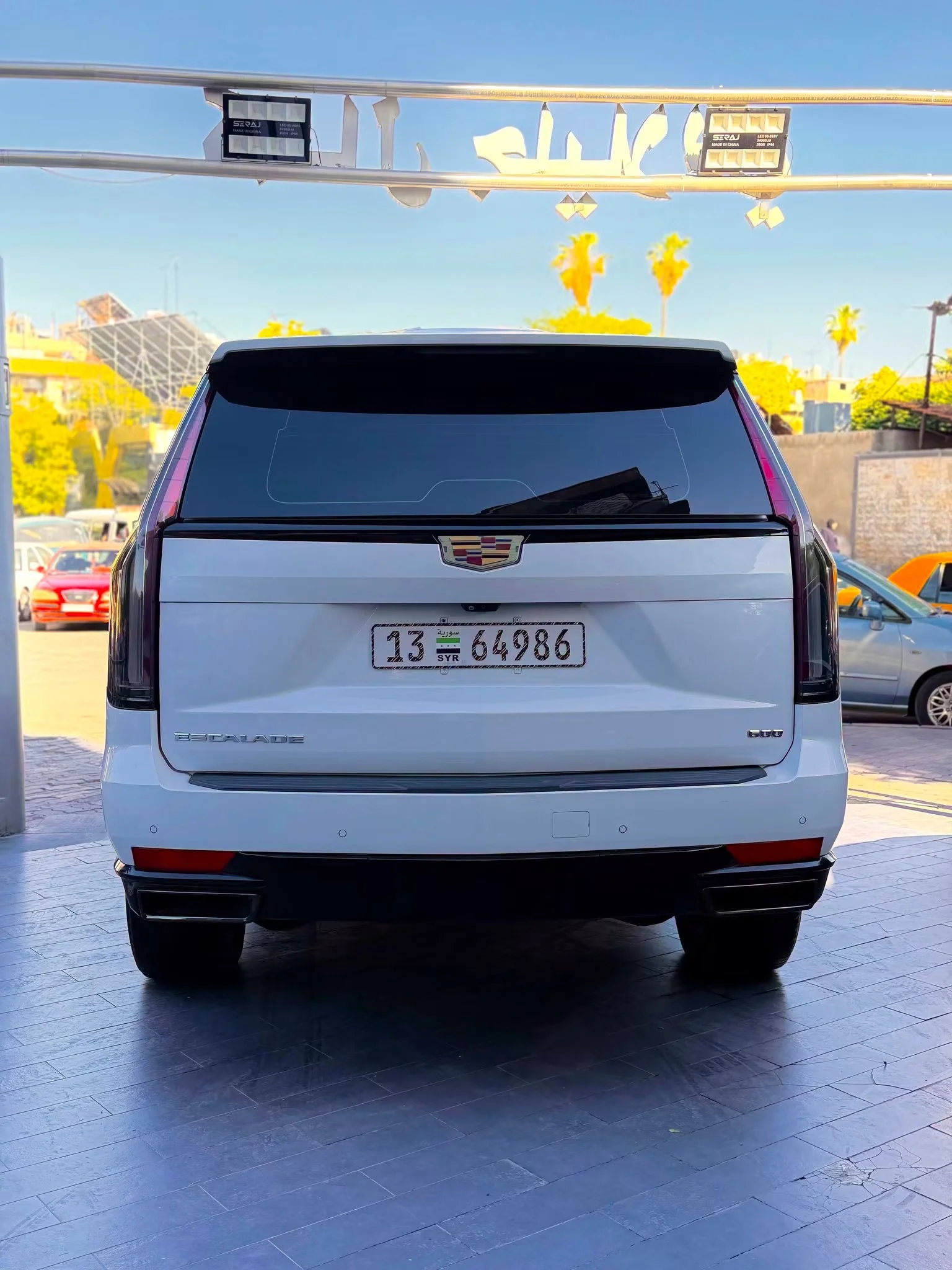 Cadillac Escalade - دمشق - صورة 3