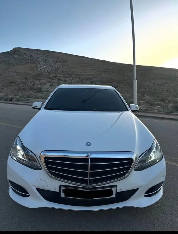 Mercedes Benz E350 - دمشق - صورة 4