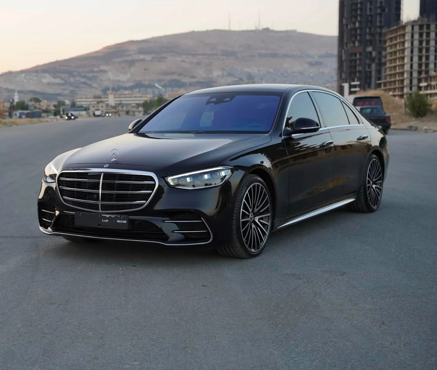 Mercedes Benz S500 - دمشق