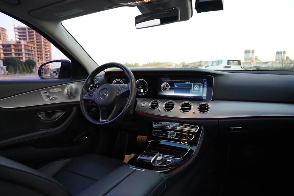 Mercedes Benz E300 - دمشق - صورة 2