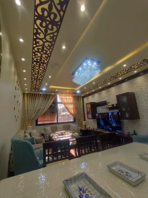 شقة بمساحة 105 مع السطح 105 - دمشق - صورة 2