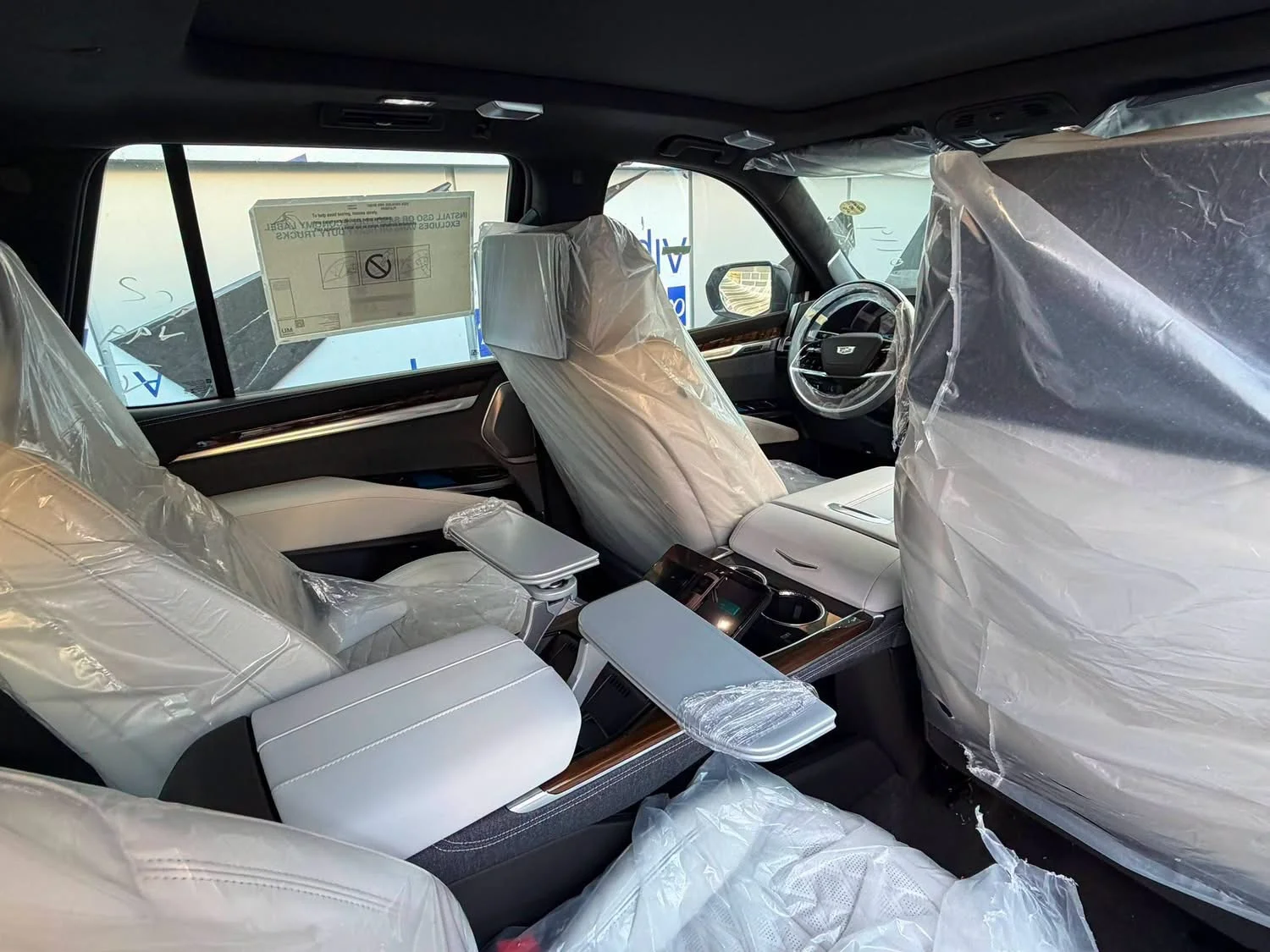 Cadillac Escalade - دمشق - صورة 2