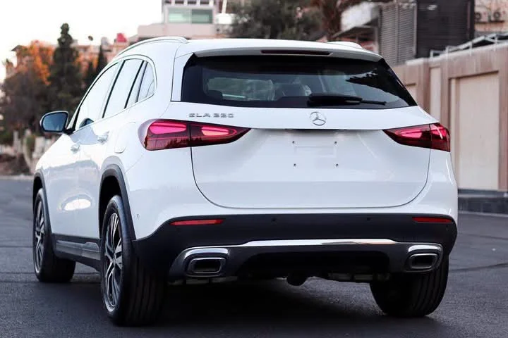 Mercedes GLA 220 - دمشق - صورة 2