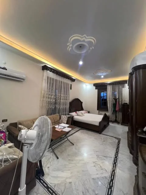شقة بمساحة 320 - حلب - صورة 2
