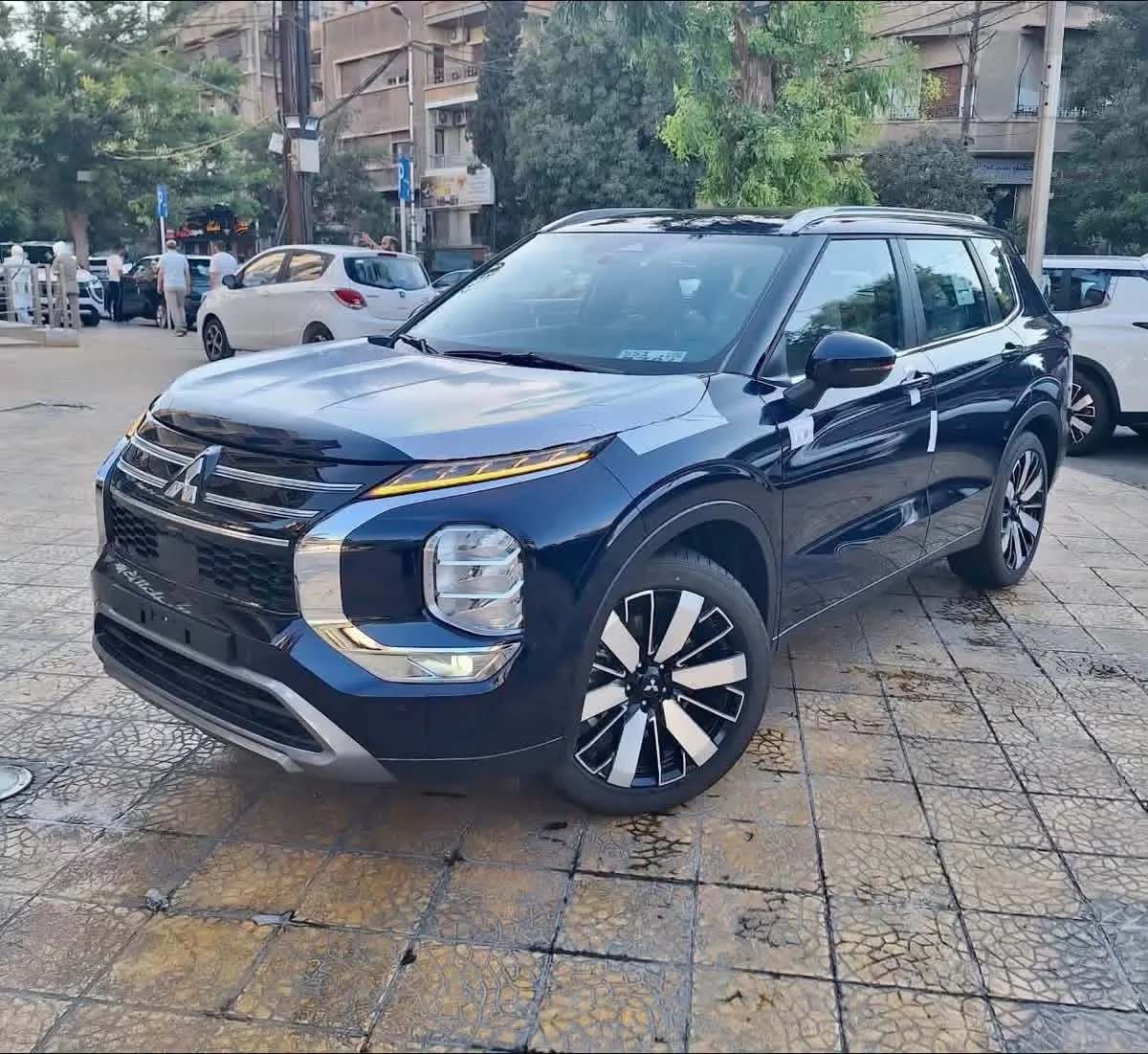 Mitsubishi Outlander - دمشق