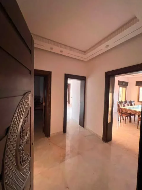 شقة بمساحة 220 - حلب - صورة 3