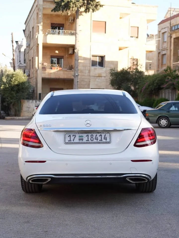 Mercedes E300 - حلب - صورة 2
