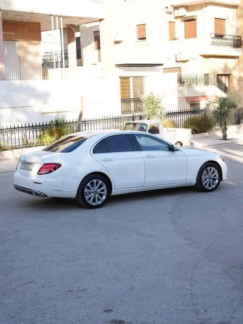 Mercedes E300 - حلب - صورة 3