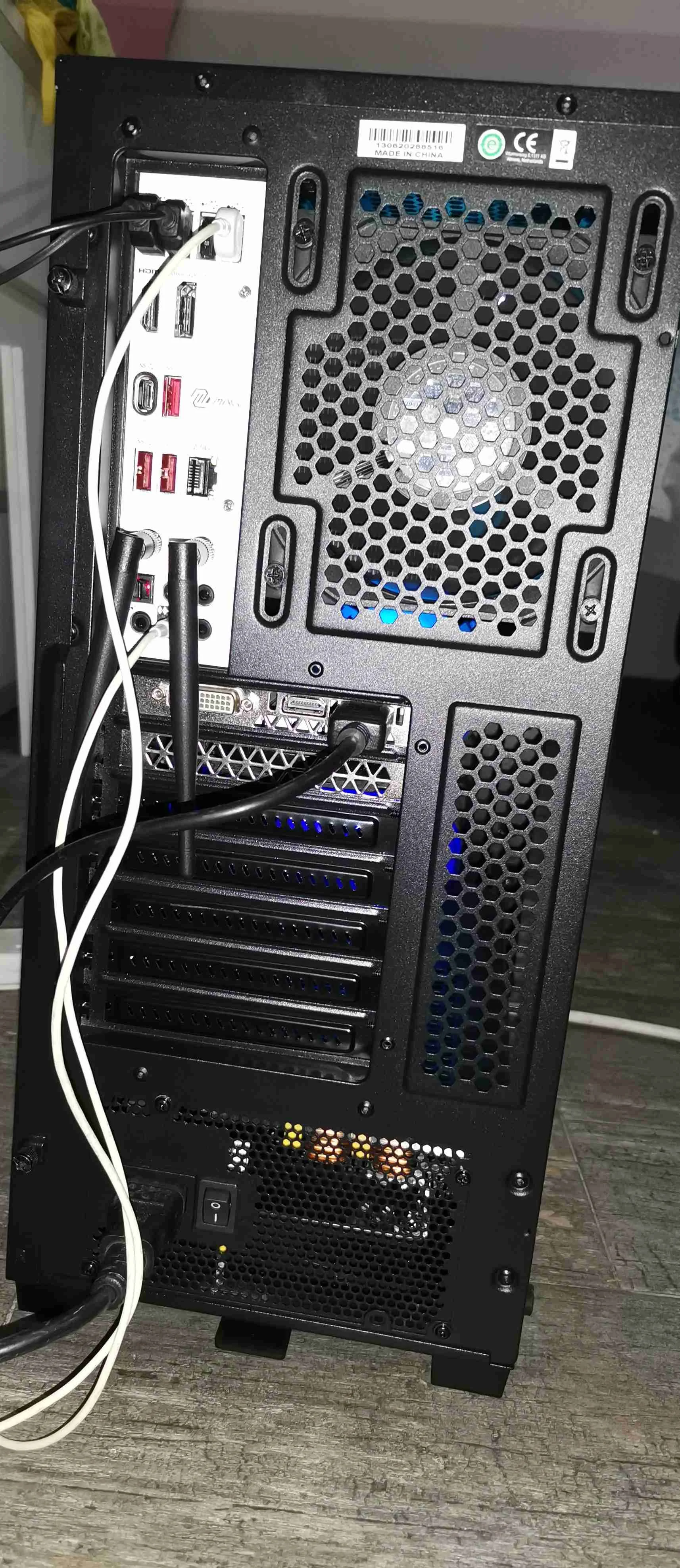 للبيع PC Gaming احترافي بمواصفات عالية. شبه جديد - دمشق - صورة 4