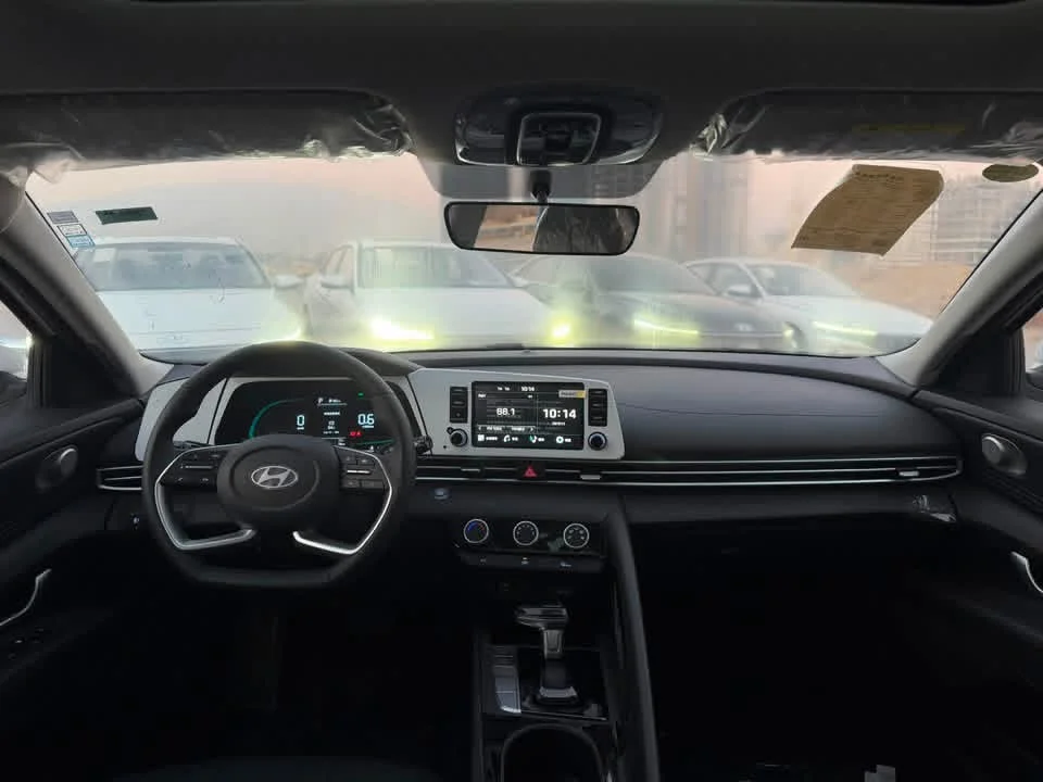 Hyundai Elantra - دمشق - صورة 2