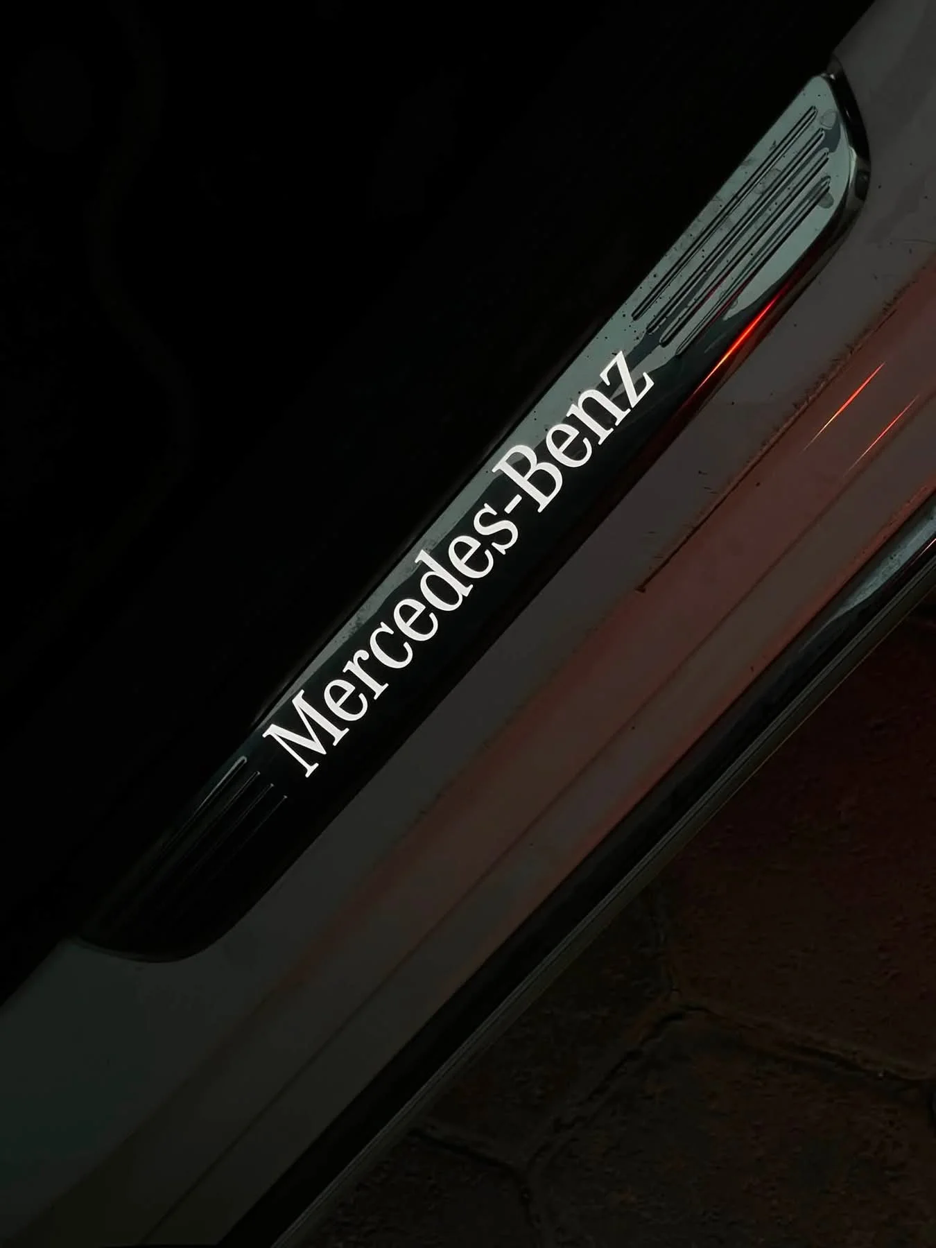 Mercedes Benz E300 - دمشق - صورة 4