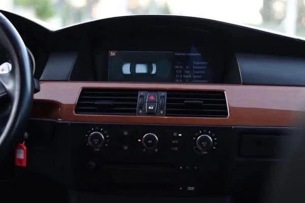 BMW M5 E60 - دمشق - صورة 3