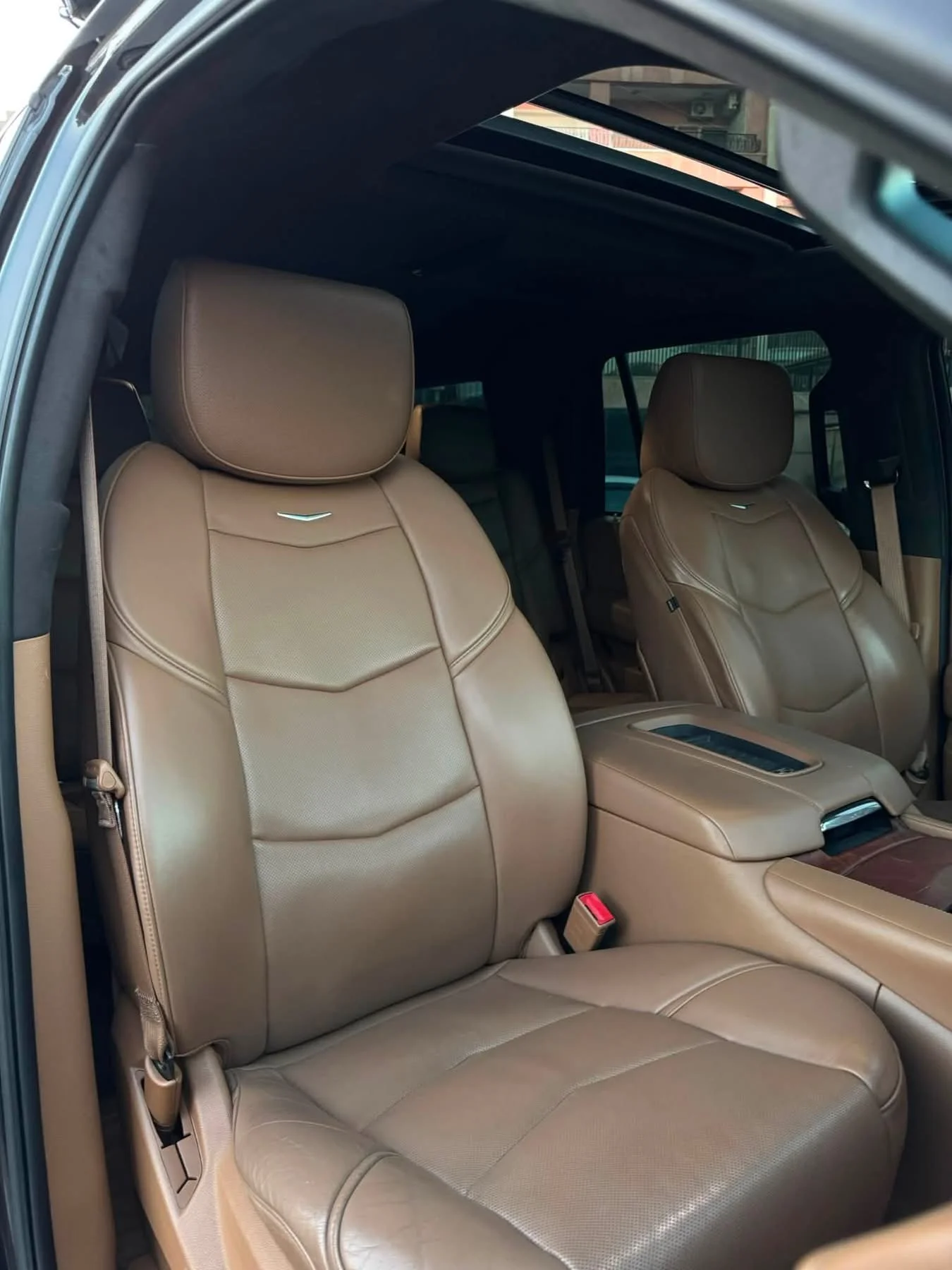 Escalade Platinum - دمشق - صورة 5