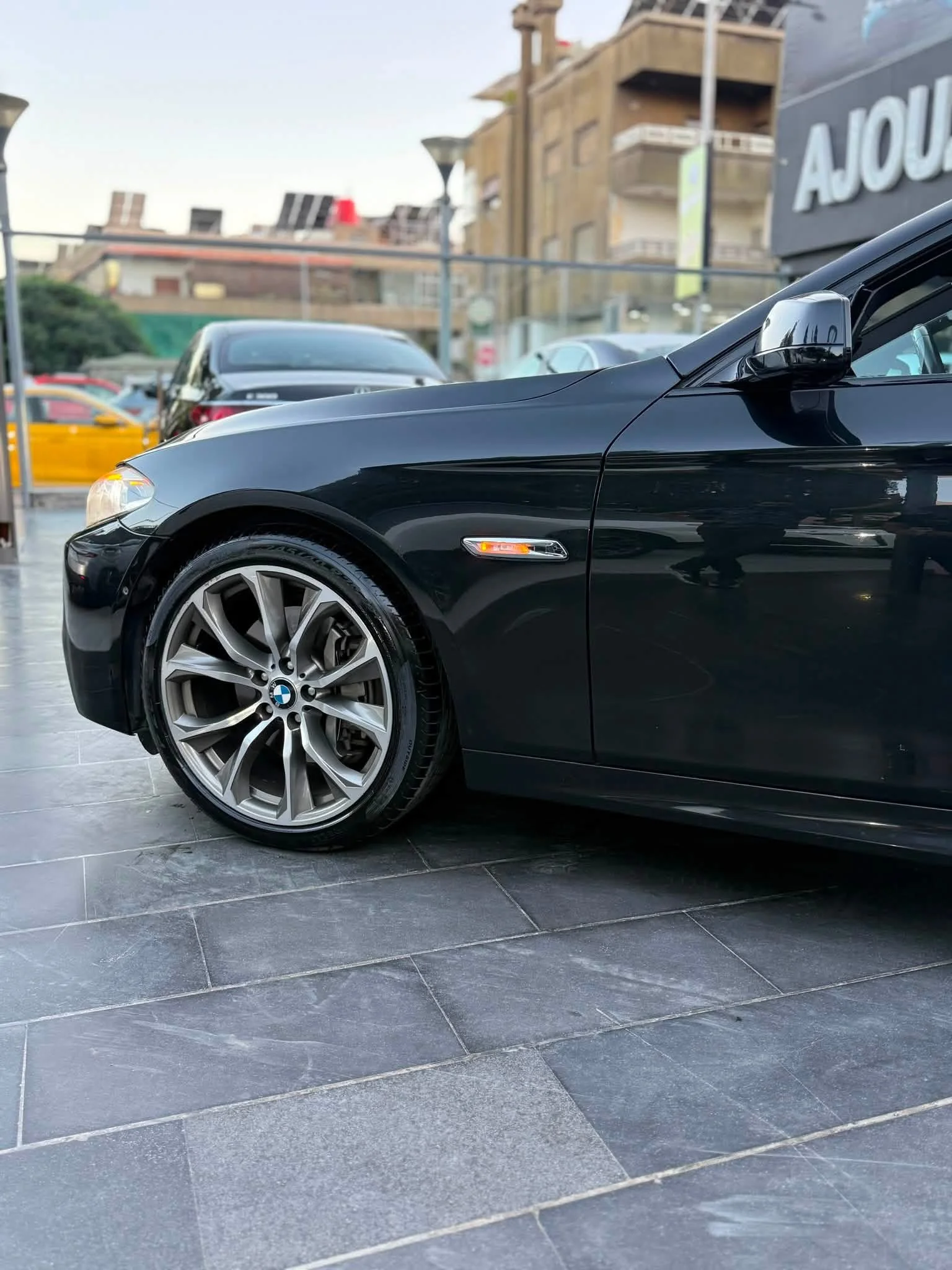 BMW 550i - دمشق - صورة 4