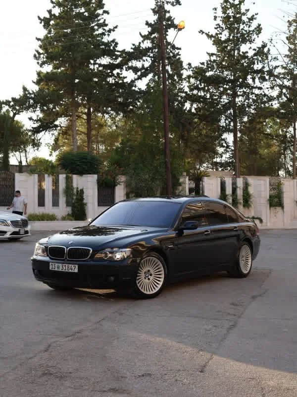 BMW 740Li - حلب