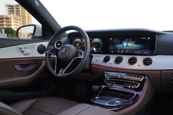 Mercedes Benz E250 - دمشق - صورة 4