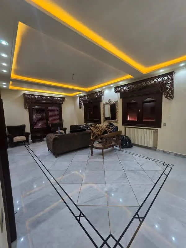 شقة بمساحة 350 م - حلب