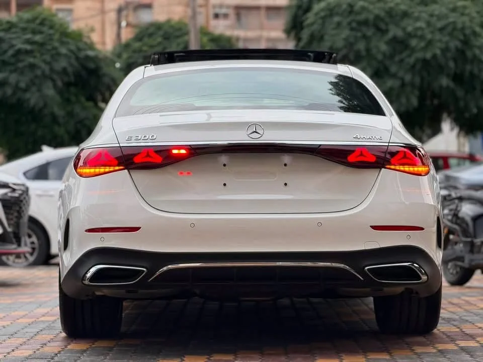 Mercedes-Benz E300 AMG - حلب - صورة 2