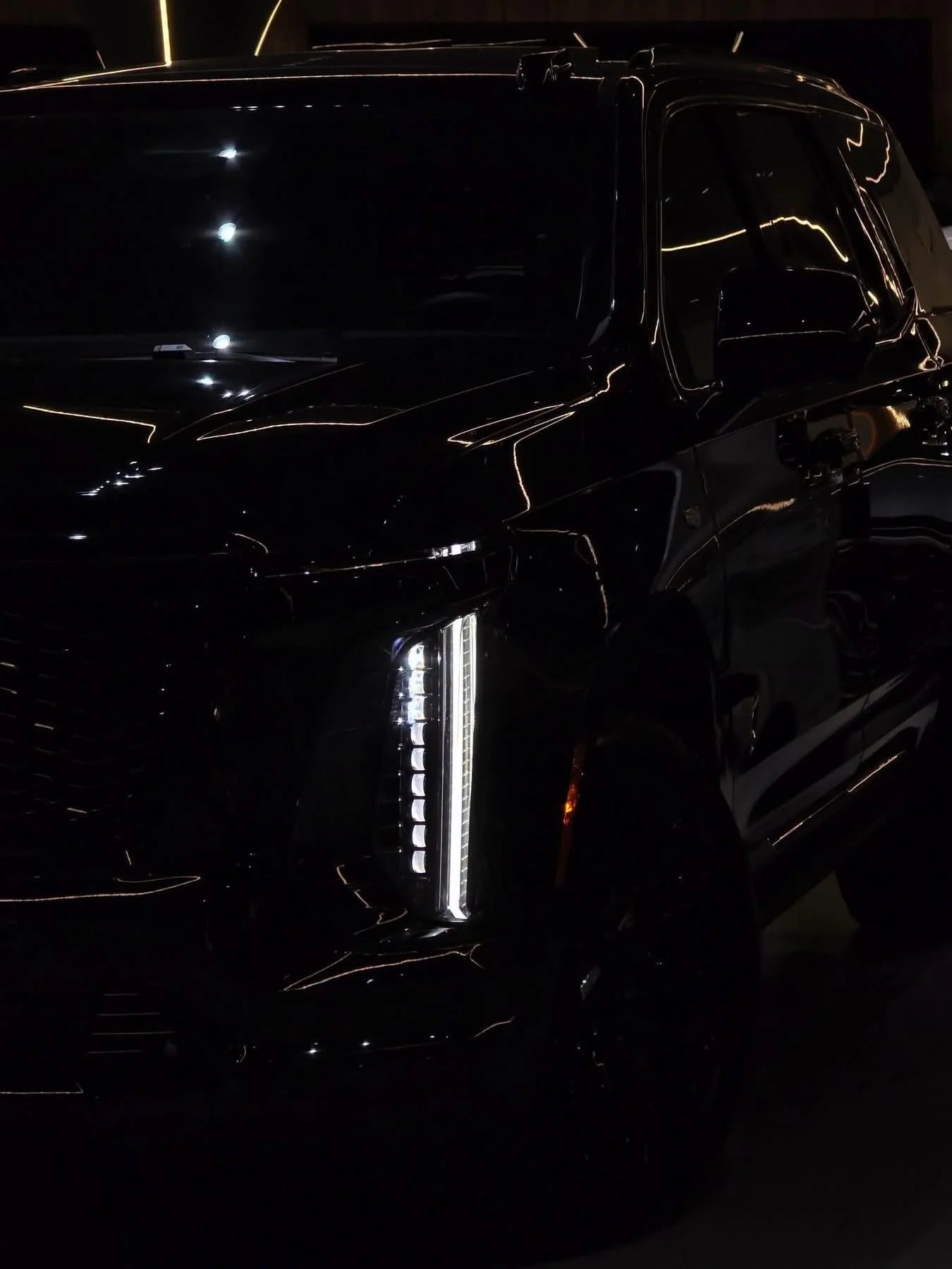 Cadillac Escalade Sport Paltinum Black Edetion - حمص - صورة 5