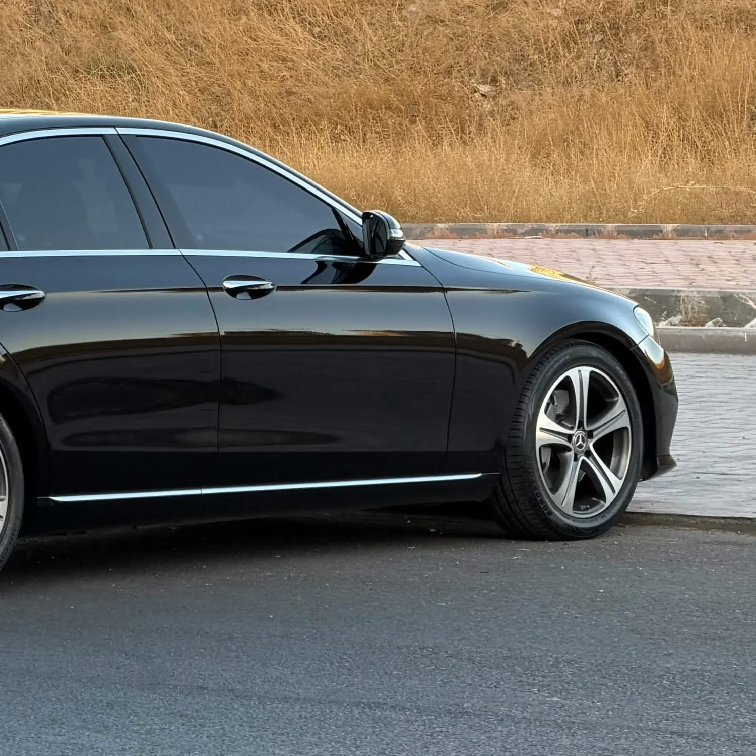 Mercedes Benz E300 - دمشق - صورة 4