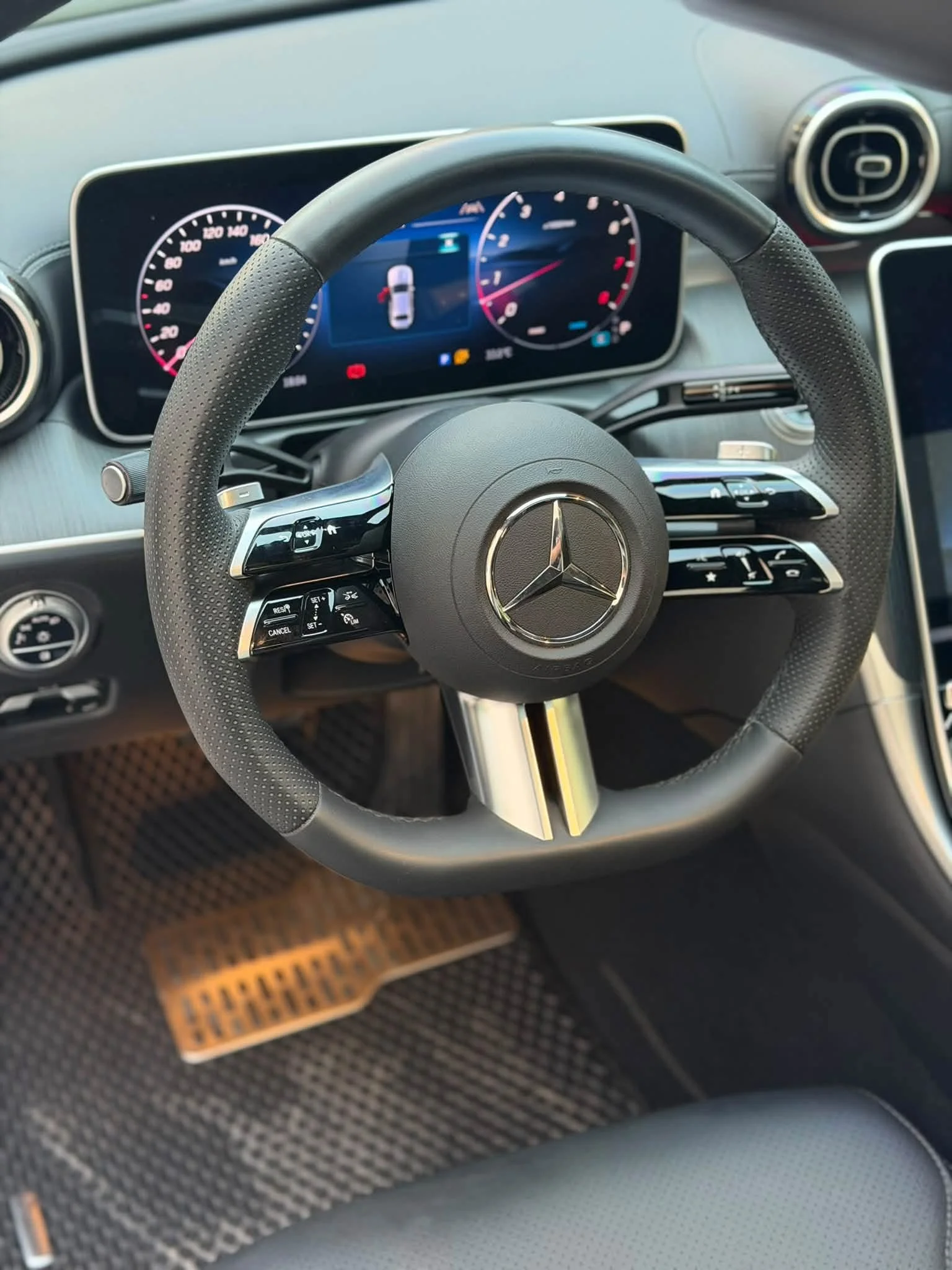 Mercedes-Benz C200L - حلب - صورة 5