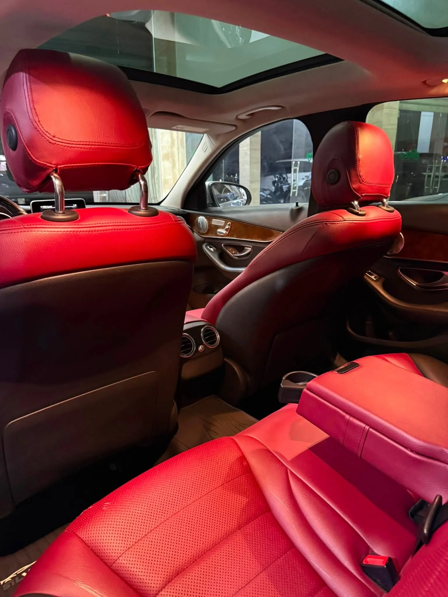Mercedes-Benz C300 - طرطوس - صورة 5