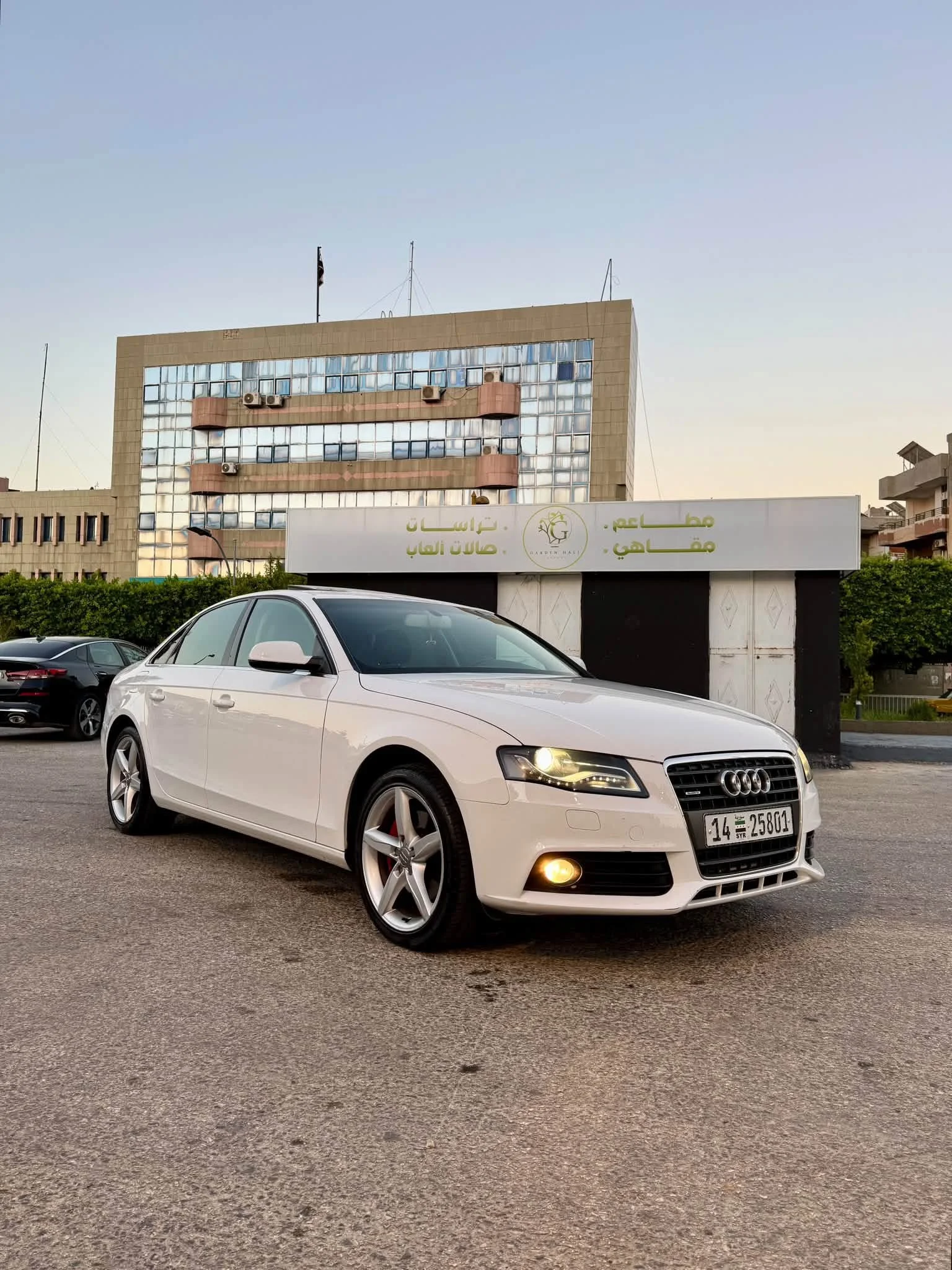 Audi A4 - طرطوس - صورة 3
