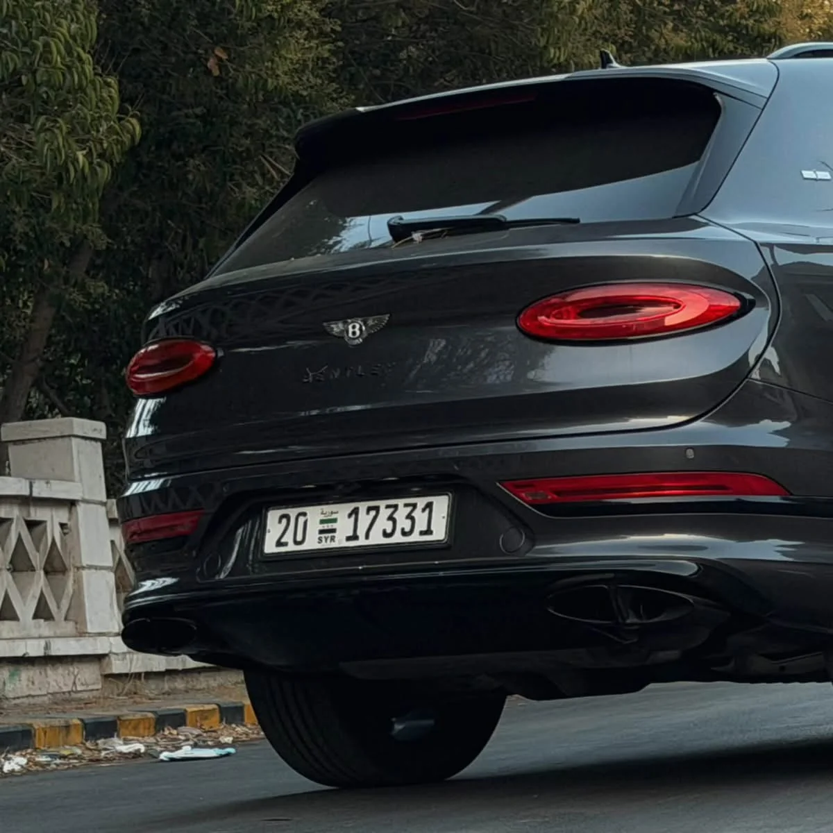 Bentley Bentayga - دمشق - صورة 3