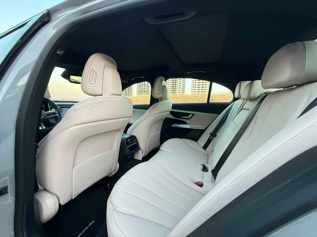 Mercedes E200 AMG - دمشق - صورة 5