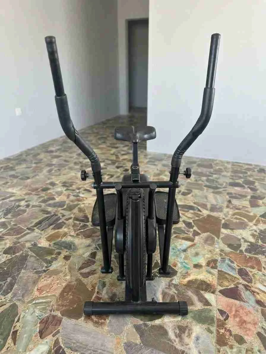 بسكليت رياضي ثابت ماركة Orbitrek الشهيرة لحرق الدهون ورفع اللياقة البدنية من المنزل. الجهاز شغال تماماً وبحالة ممتازة - حماة - صورة 3
