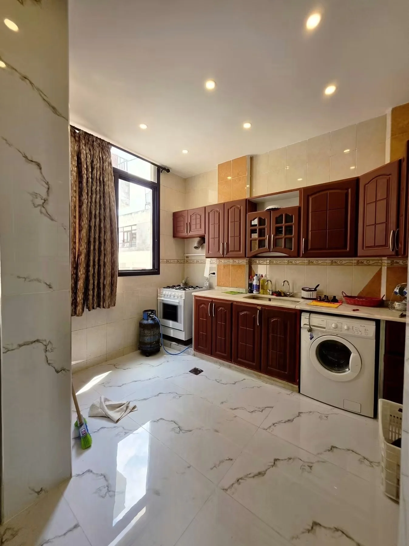 شقة جاهزة للسكن - طرطوس - صورة 2
