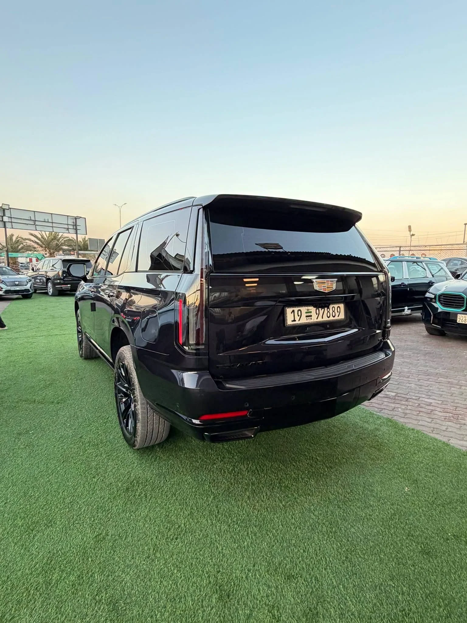 Cadillac Escalade - دمشق - صورة 3