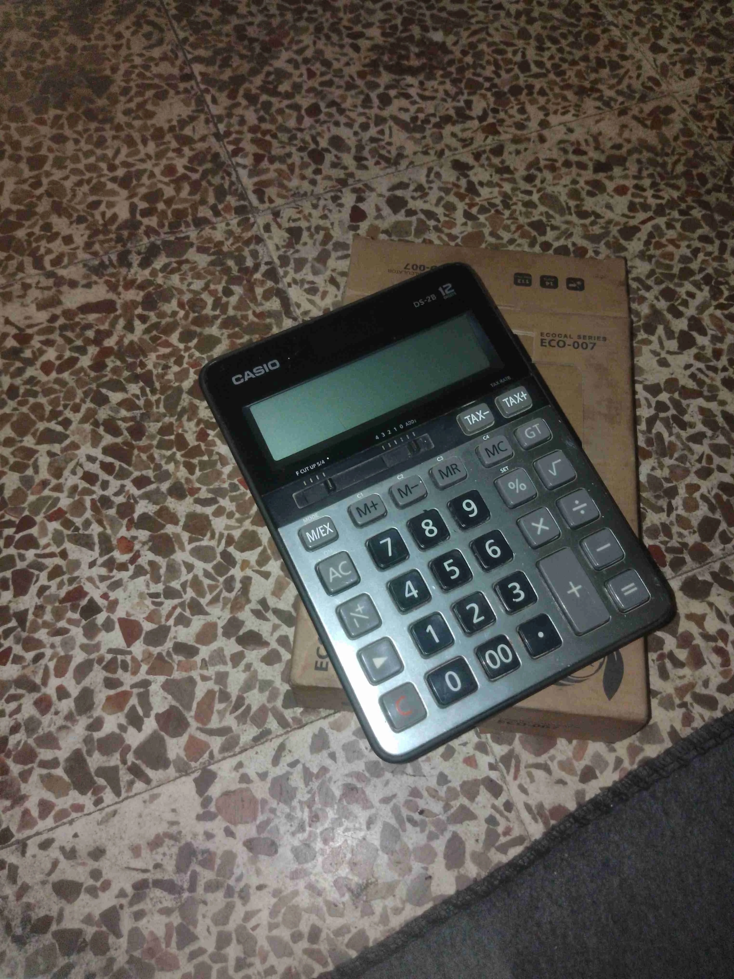 الت حاثيبة لليبع ماركت Casio مستعمل بحالة جيدا تشحن تلقائي من الضائ - أرمناز - صورة 4