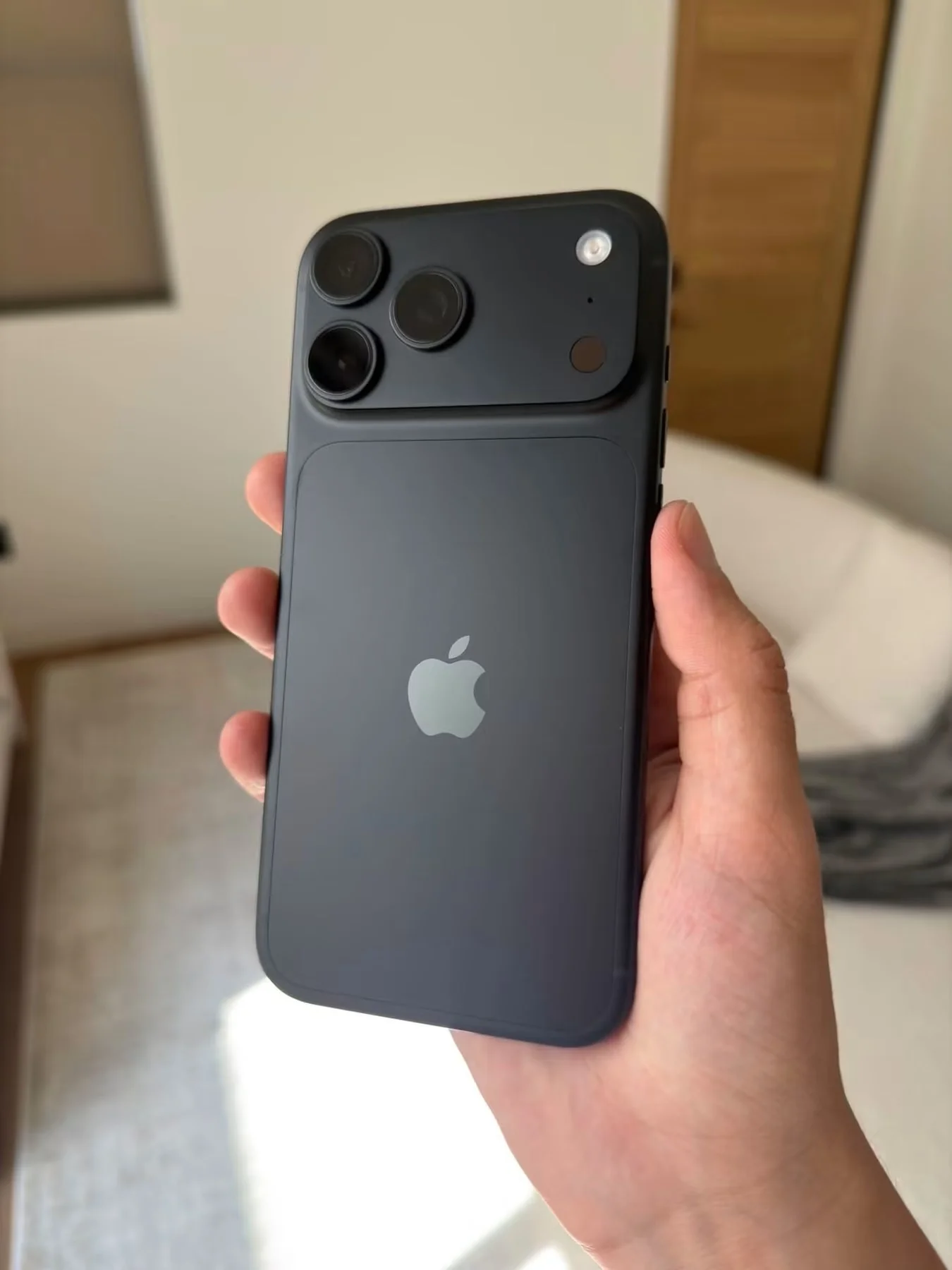 iPhone 18 Pro Max - صافيتا