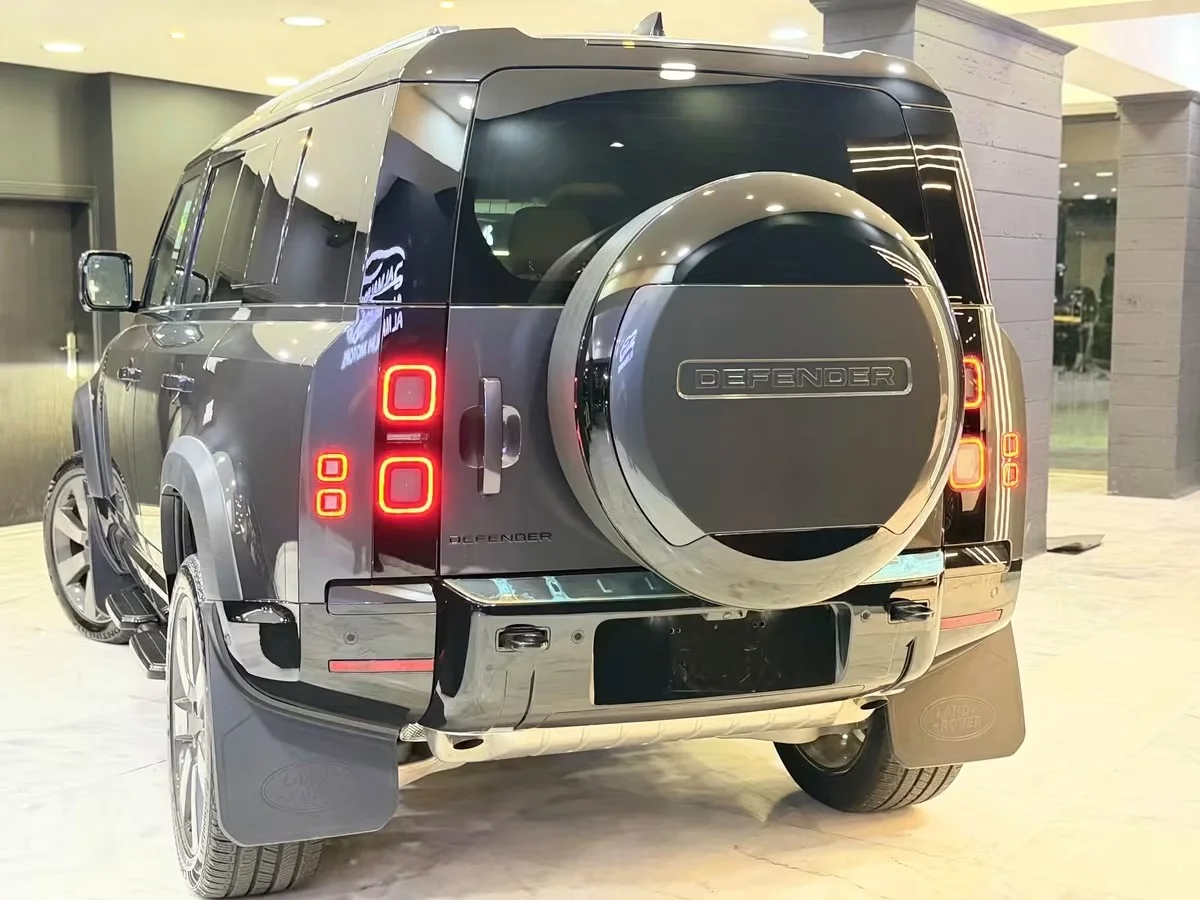 Land Rover Defender P400 - دمشق - صورة 6