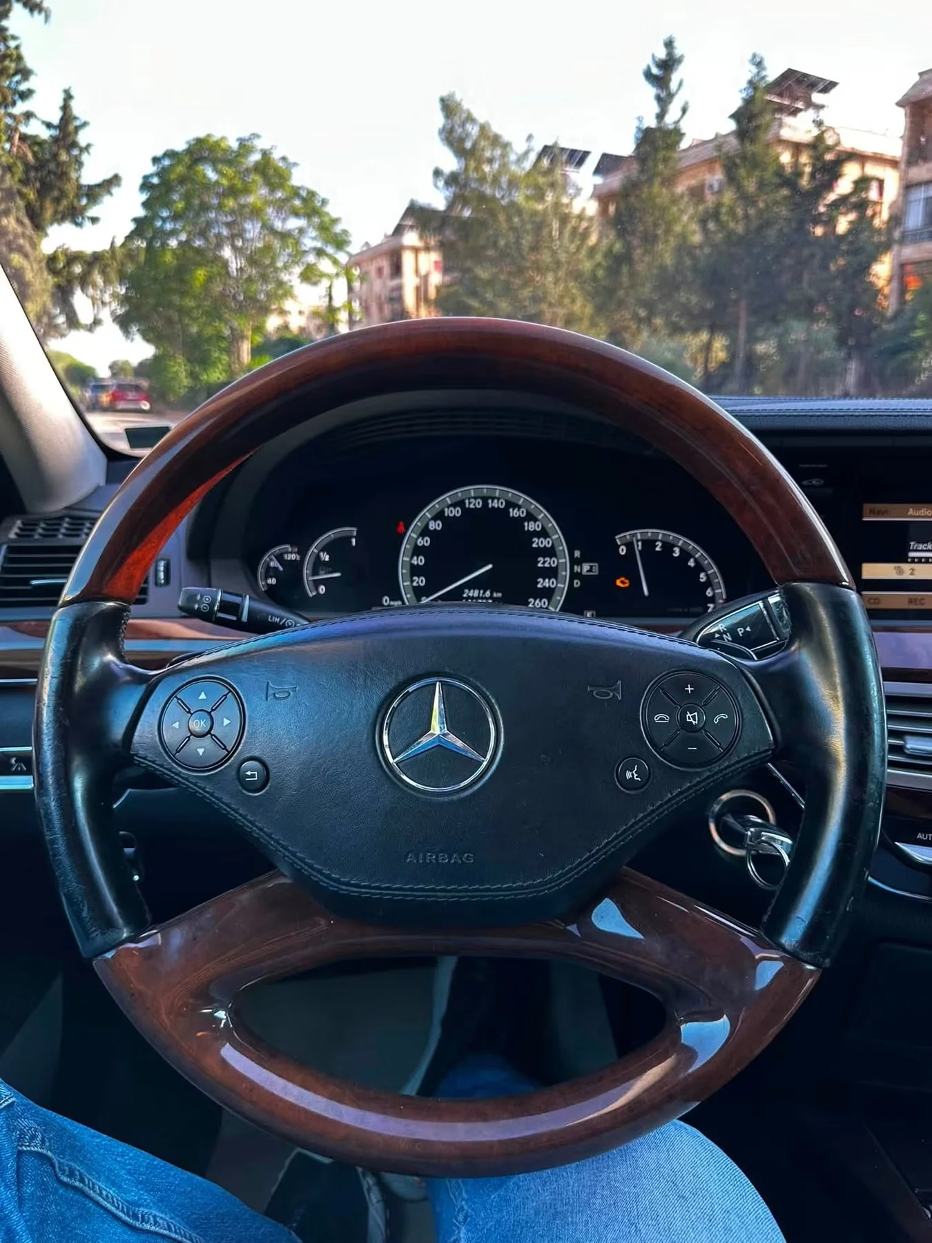 Mercedes-Benz S500 L V8 - دمشق - صورة 4