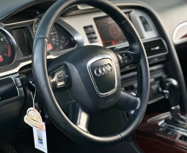 Audi a6لون اسود