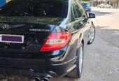 mercedes c180 لون اسود