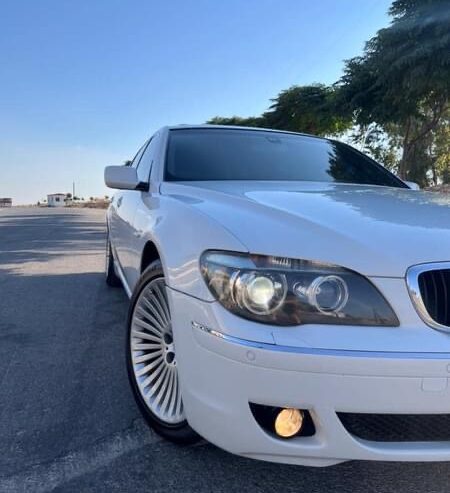 Bmw 730li لون ابيض