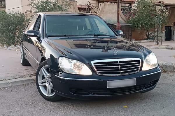 Mercedes Benz S320 لون اسود