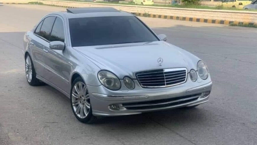 E 240 مرسيدس لون فضي