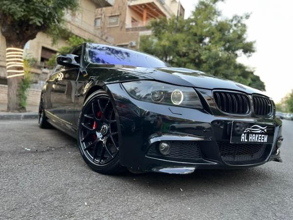 Bmw 325 لون اسود