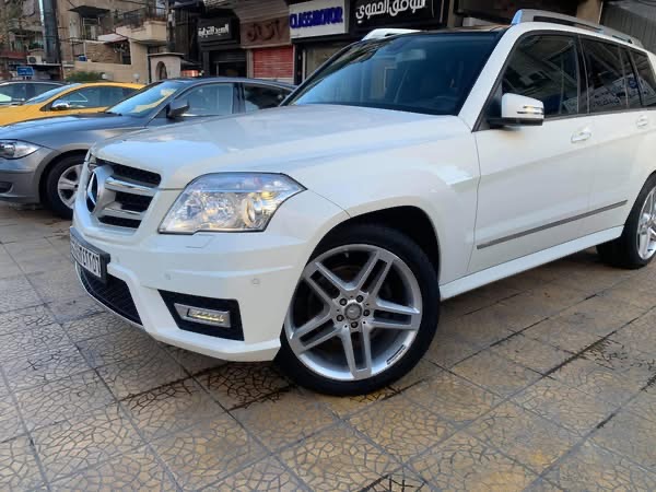 مارسيديس glk 300 لون ابيض