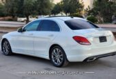 MERCEDES BENZ C300 لون ابيض